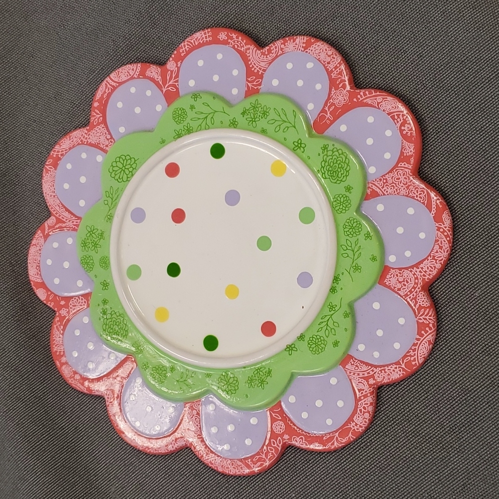 Whimsical floral candle plate from Gold Canyon (for mini‎ candles)